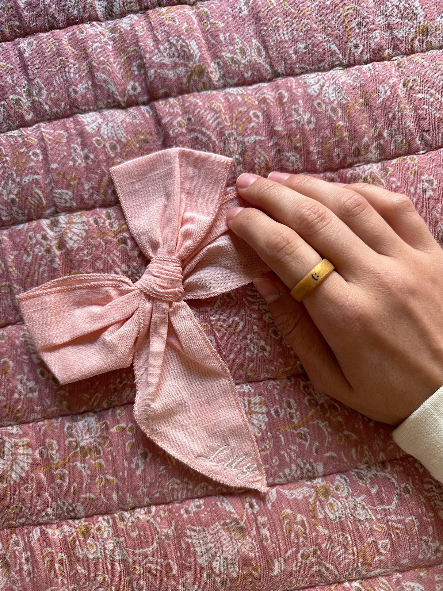 Flip Reversible smile / frown gold ring