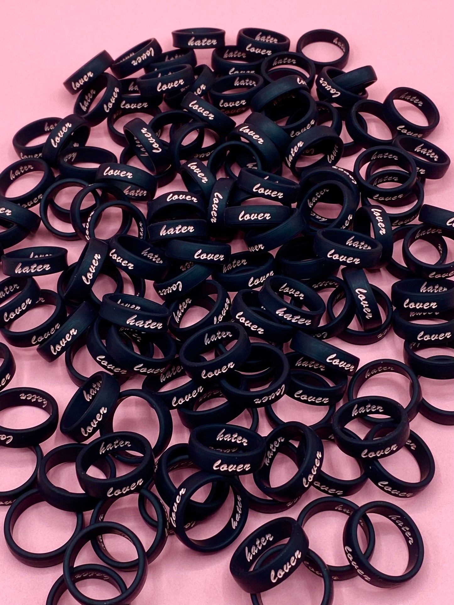 Flip Reversible lover / hater ring