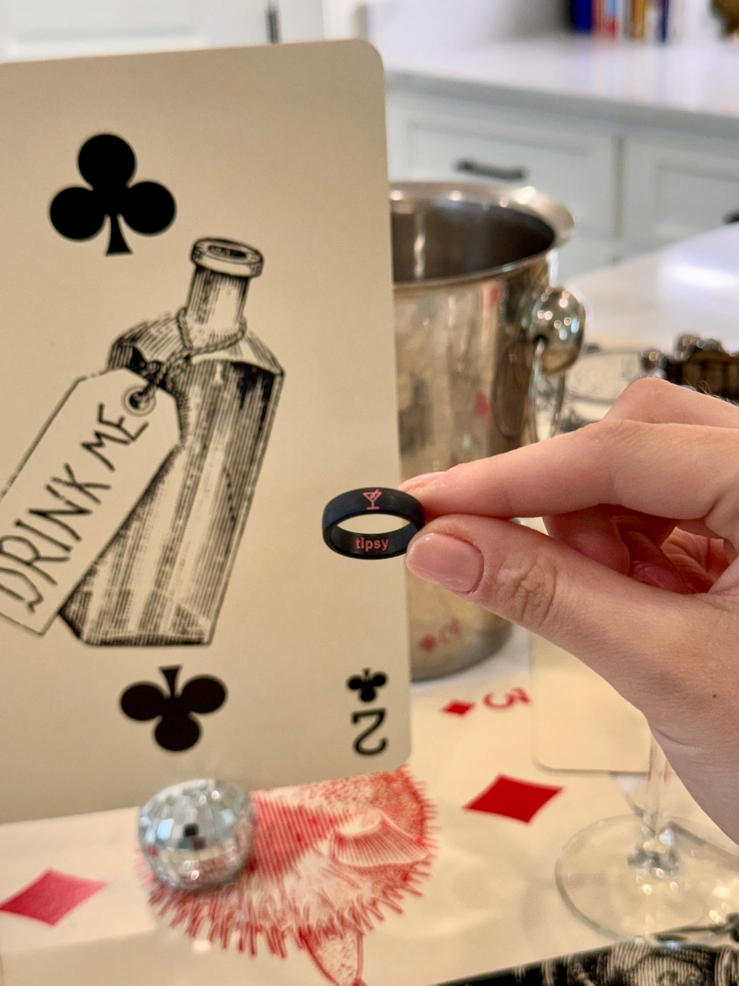 Flip Reversible martini glass / tipsy ring