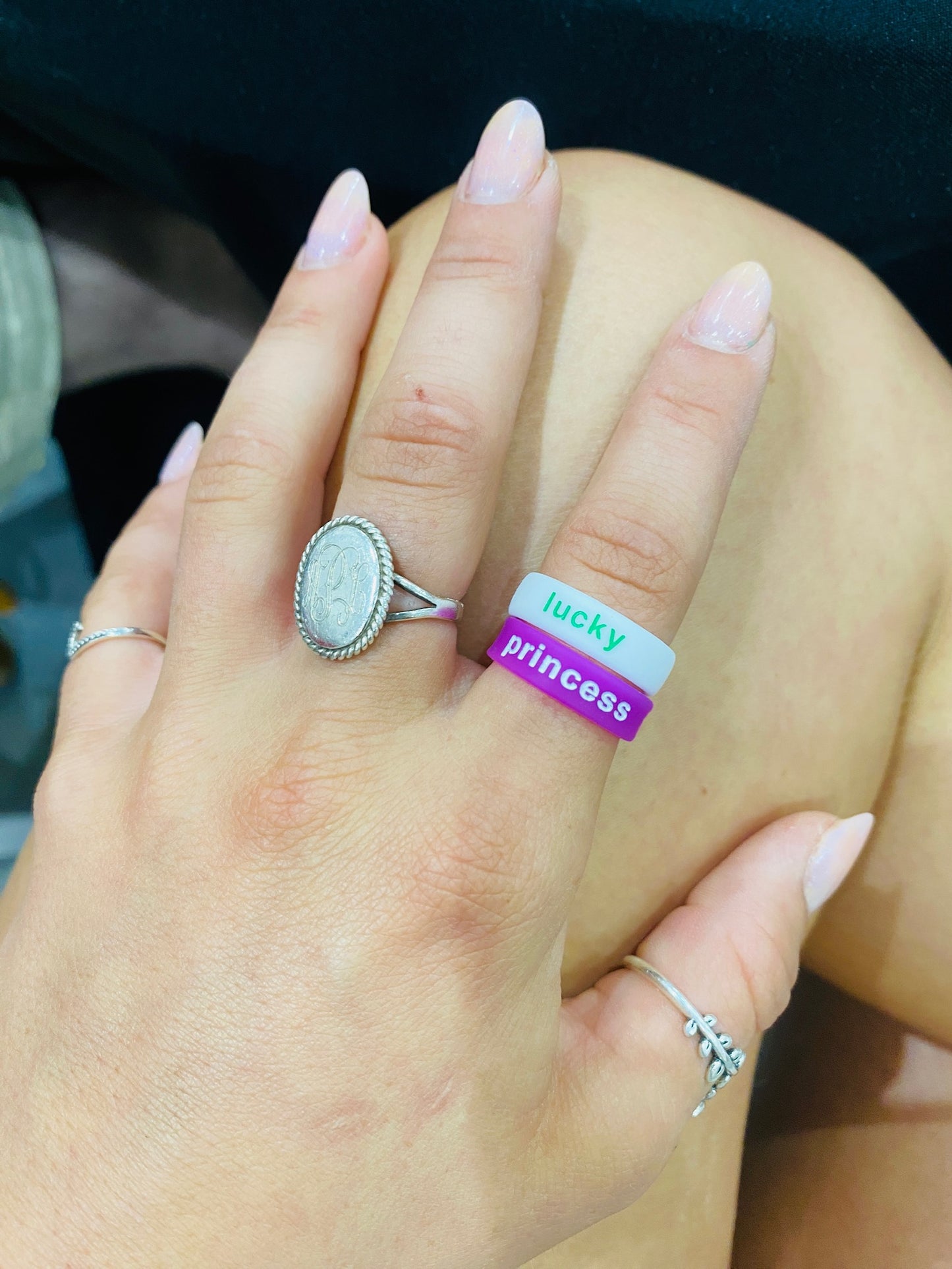 Flip Reversible dramatic / princess ring