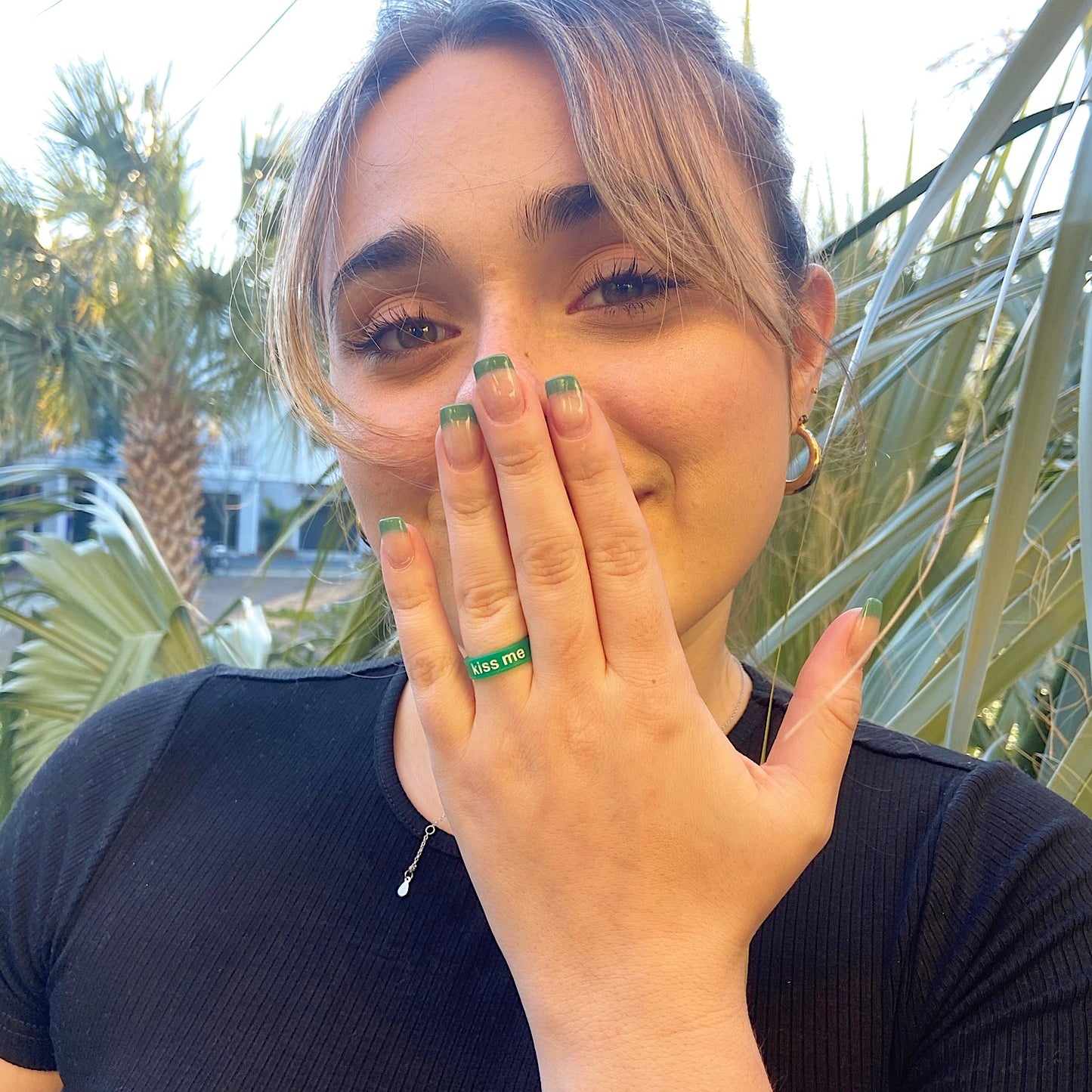 Flip Reversible lucky / kiss me ring