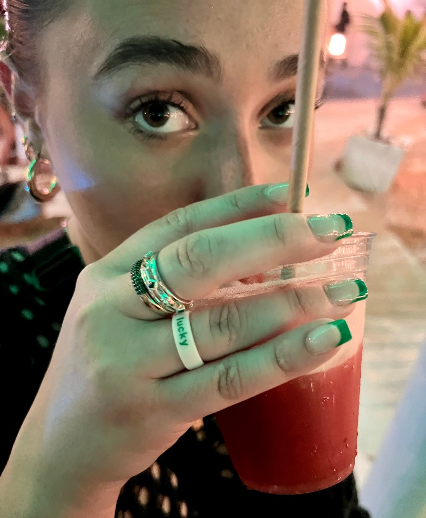 Flip Reversible lucky / kiss me ring white Ring