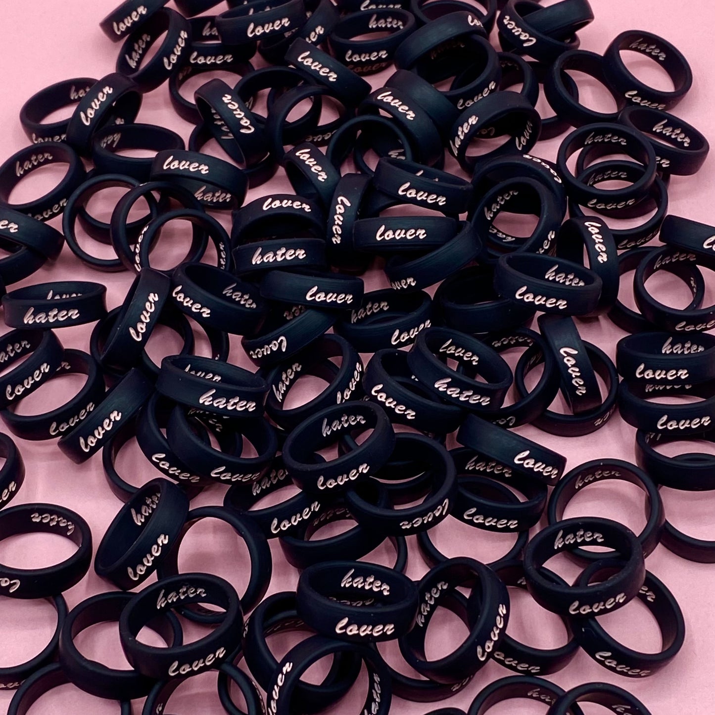 Flip Reversible lover / hater ring