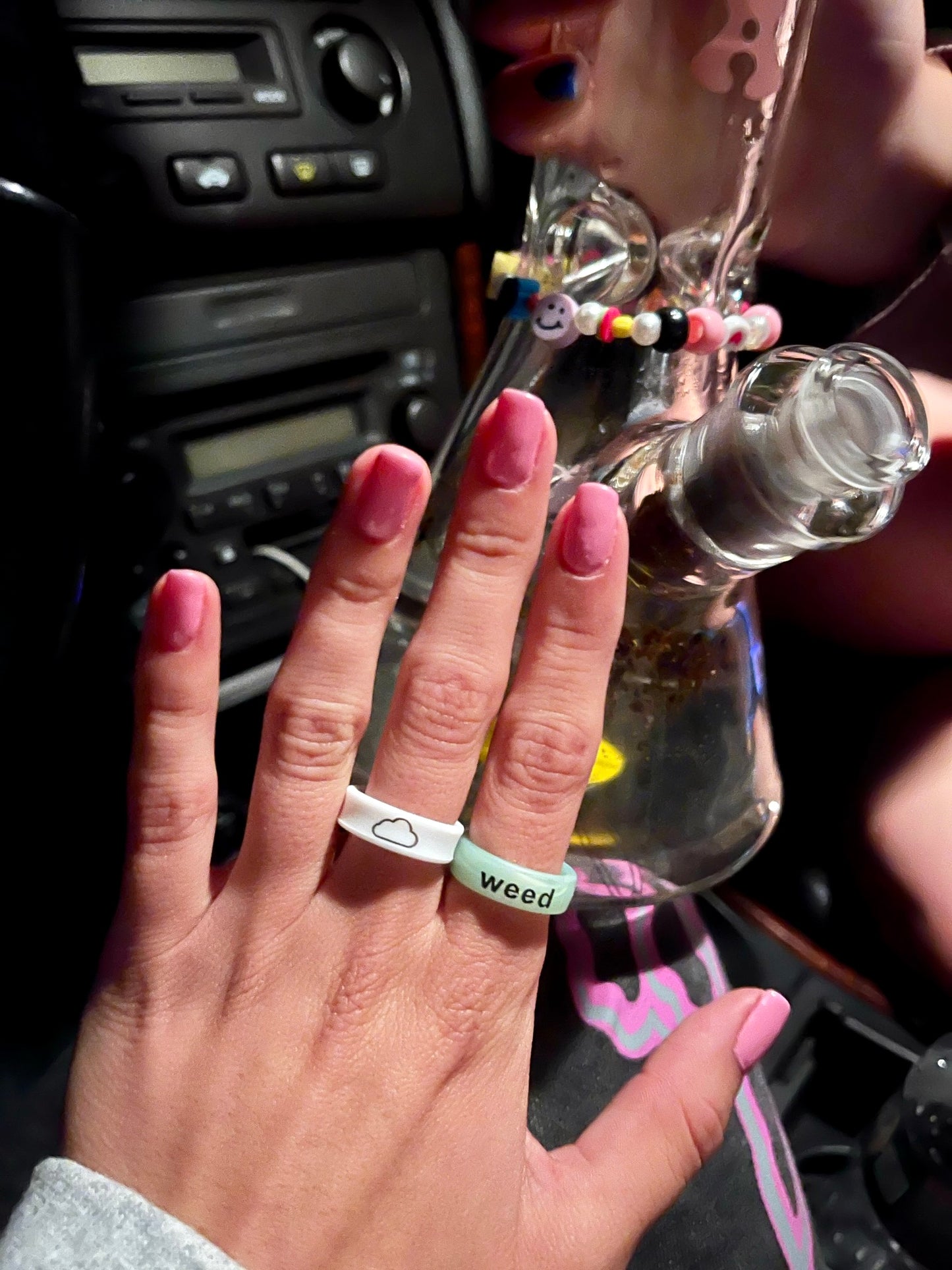 Flip Reversible weed / wine