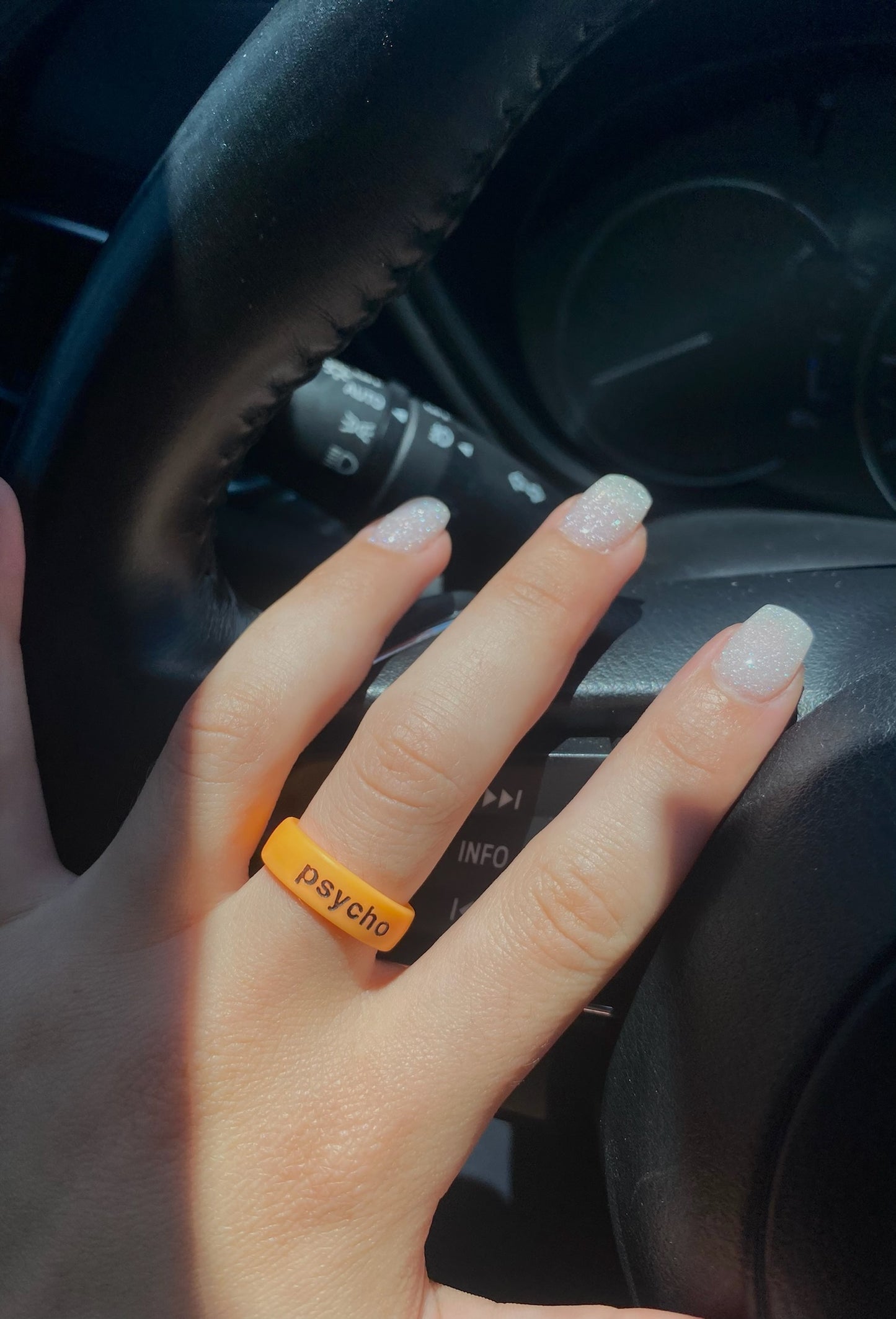 Flip Reversible psycho / sexy Ring