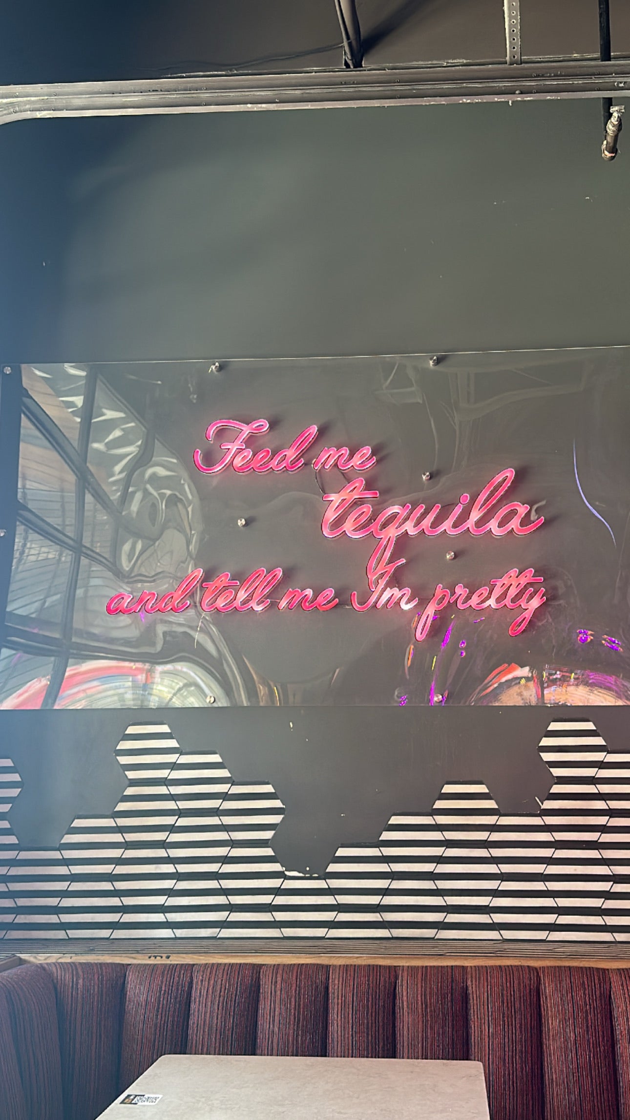 Flip Reversible tequila / tacos ring