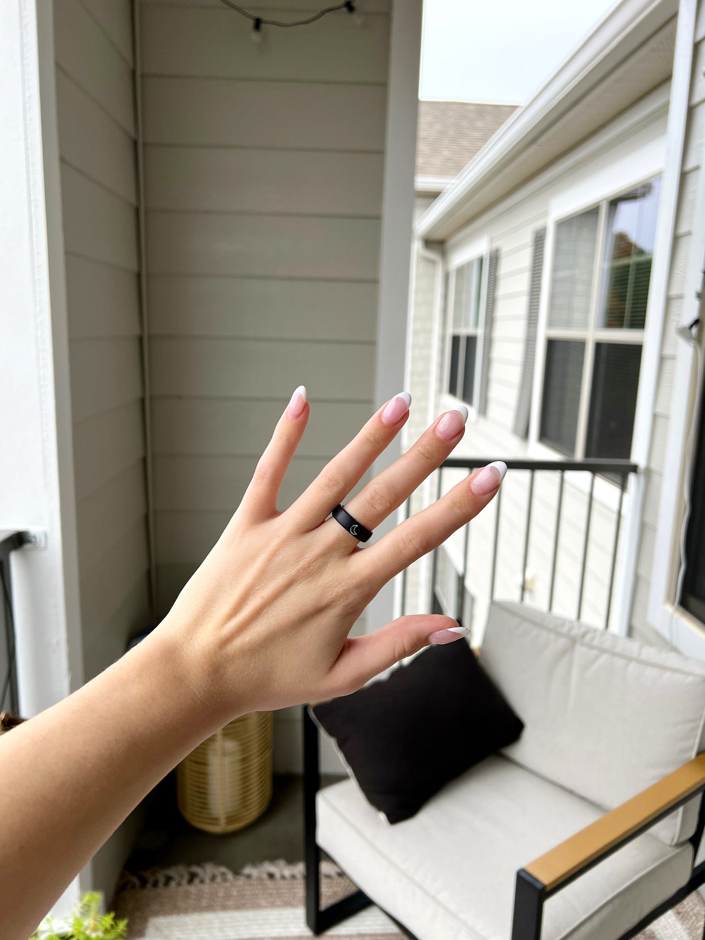 Flip Reversible moon / sun ring black
