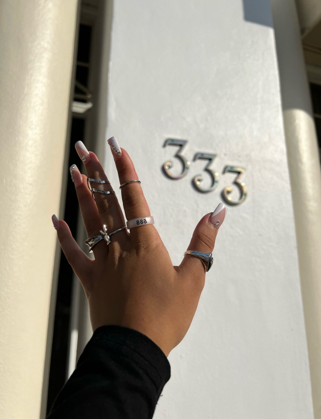 Flip Angel Numbers 888 / balance Ring