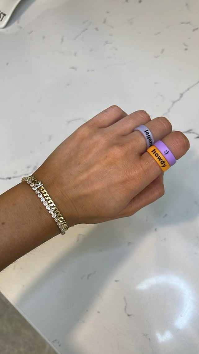 Flip Reversible b!tch / legend ring