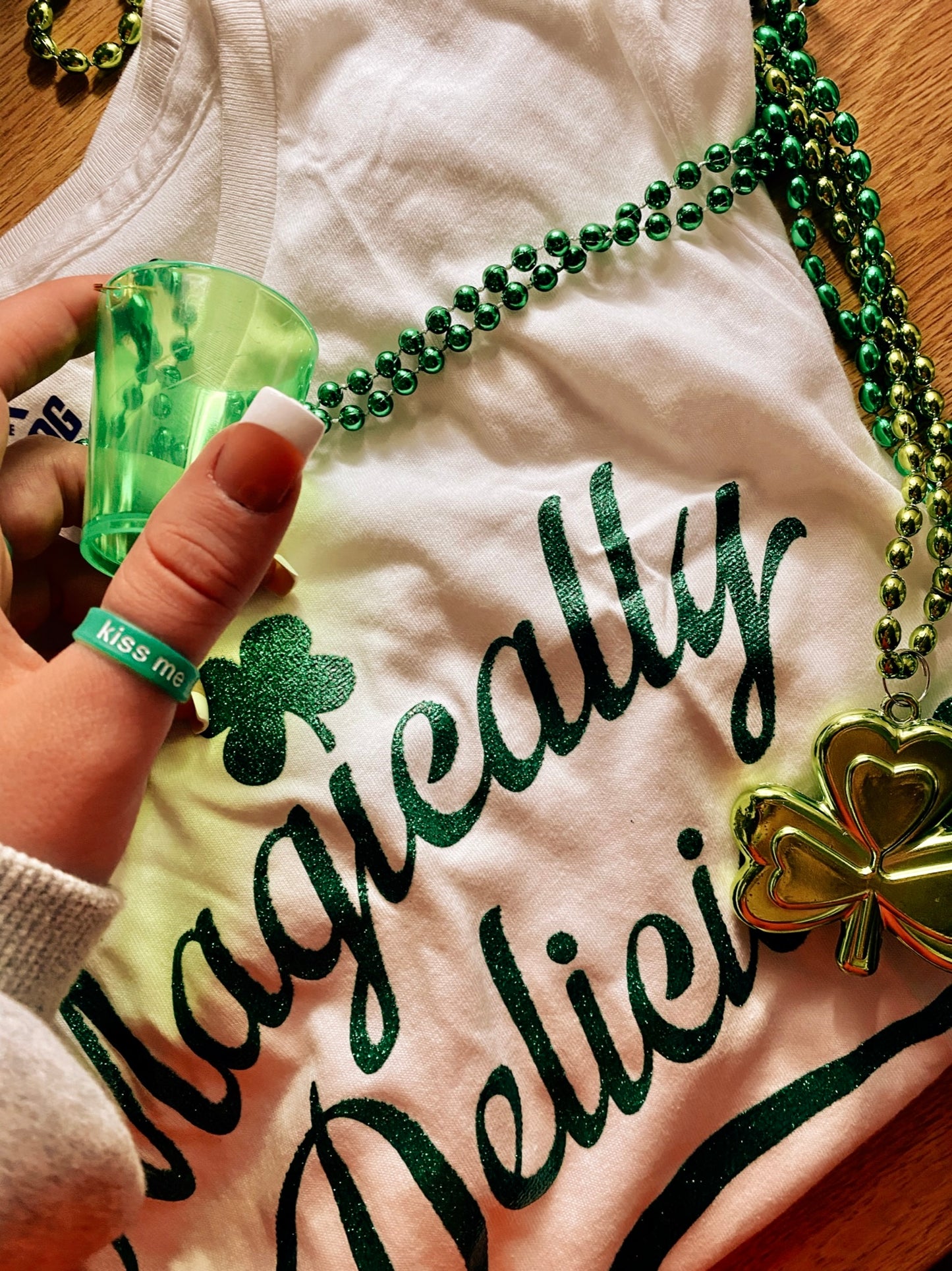 Flip Reversible lucky / kiss me ring