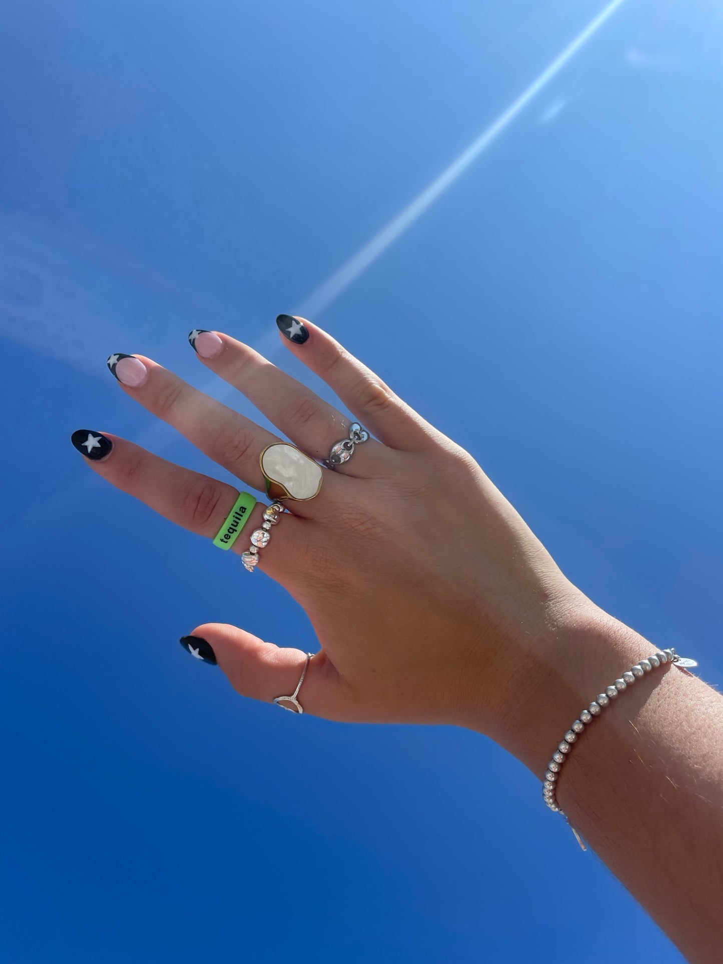 Flip Reversible tequila / tacos ring