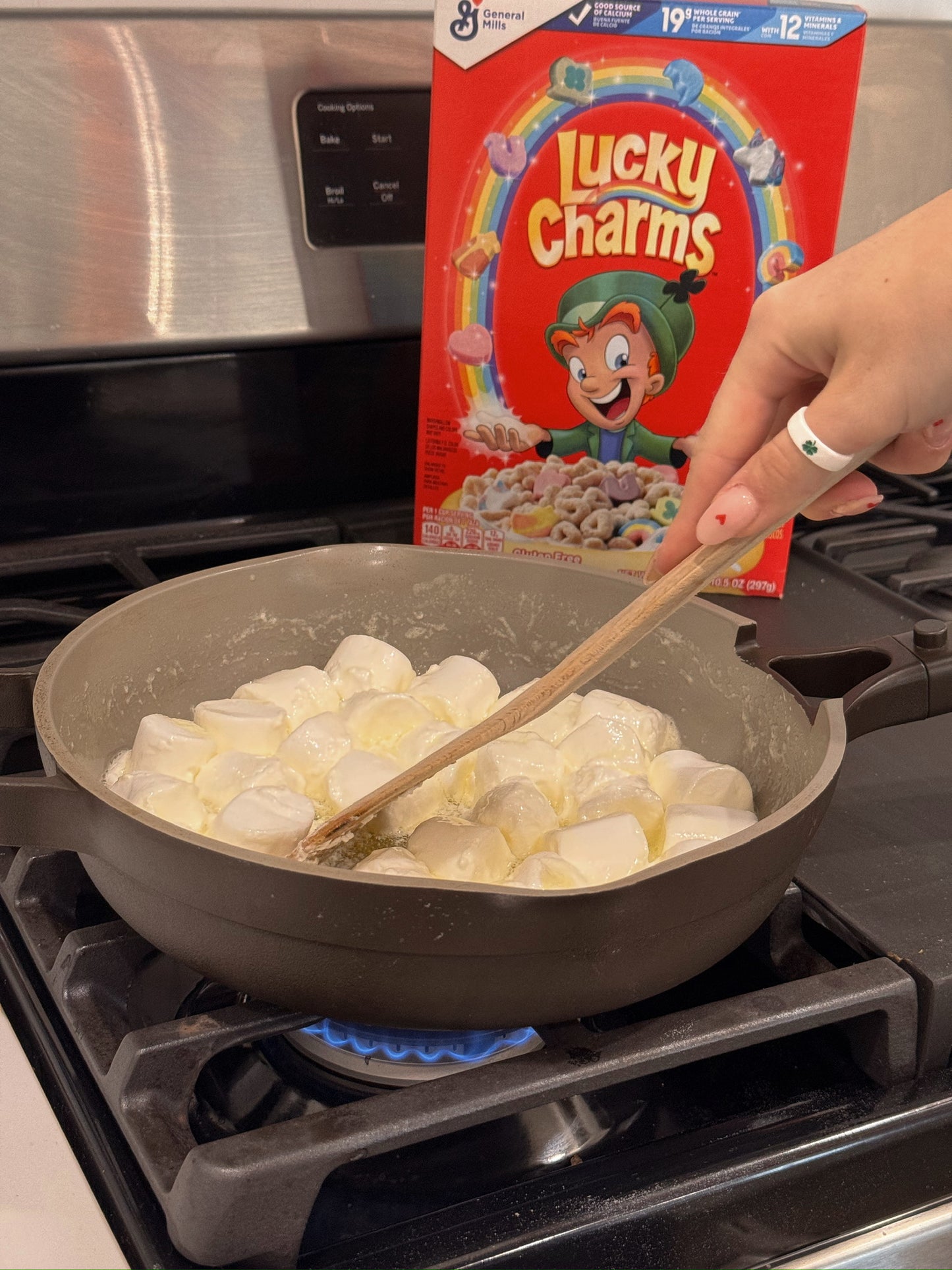 Flip Reversible shamrock / feelin' lucky Ring