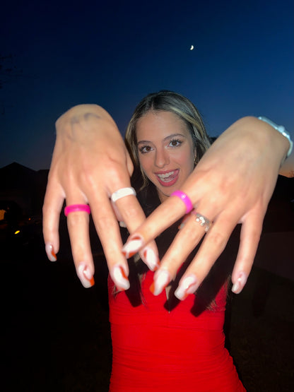Flip Reversible smile / frown ring magenta
