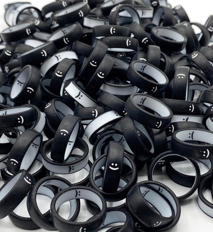 Flip Reversible smile / frown ring black