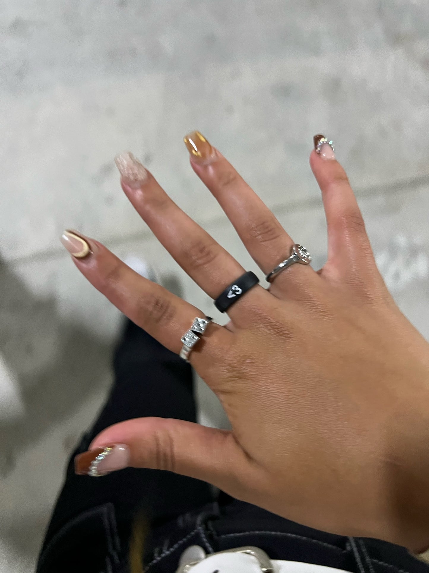 Flip Reversible heart / broken heart black Ring