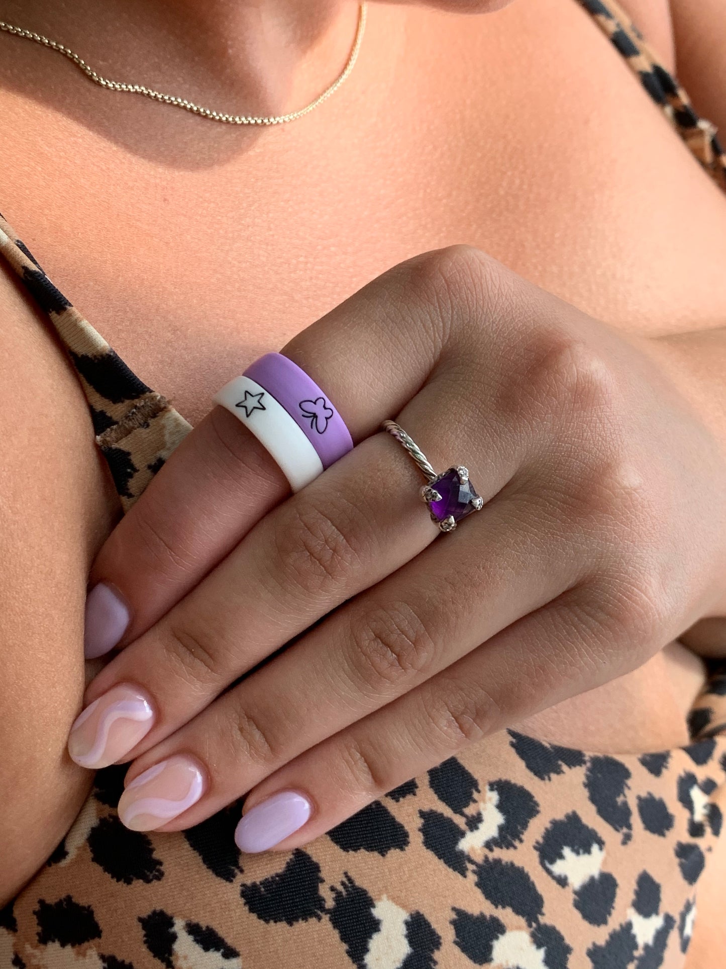 Flip Reversible star / rainbow ring